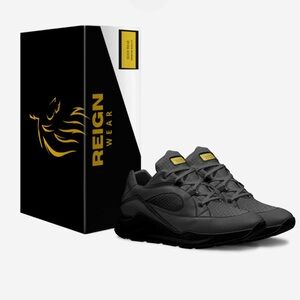 Reign Wear Italian, made in Italy by Tre Tuck 
 Black, US men. Work and casual